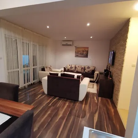 Holiday home Vikendica Lesic